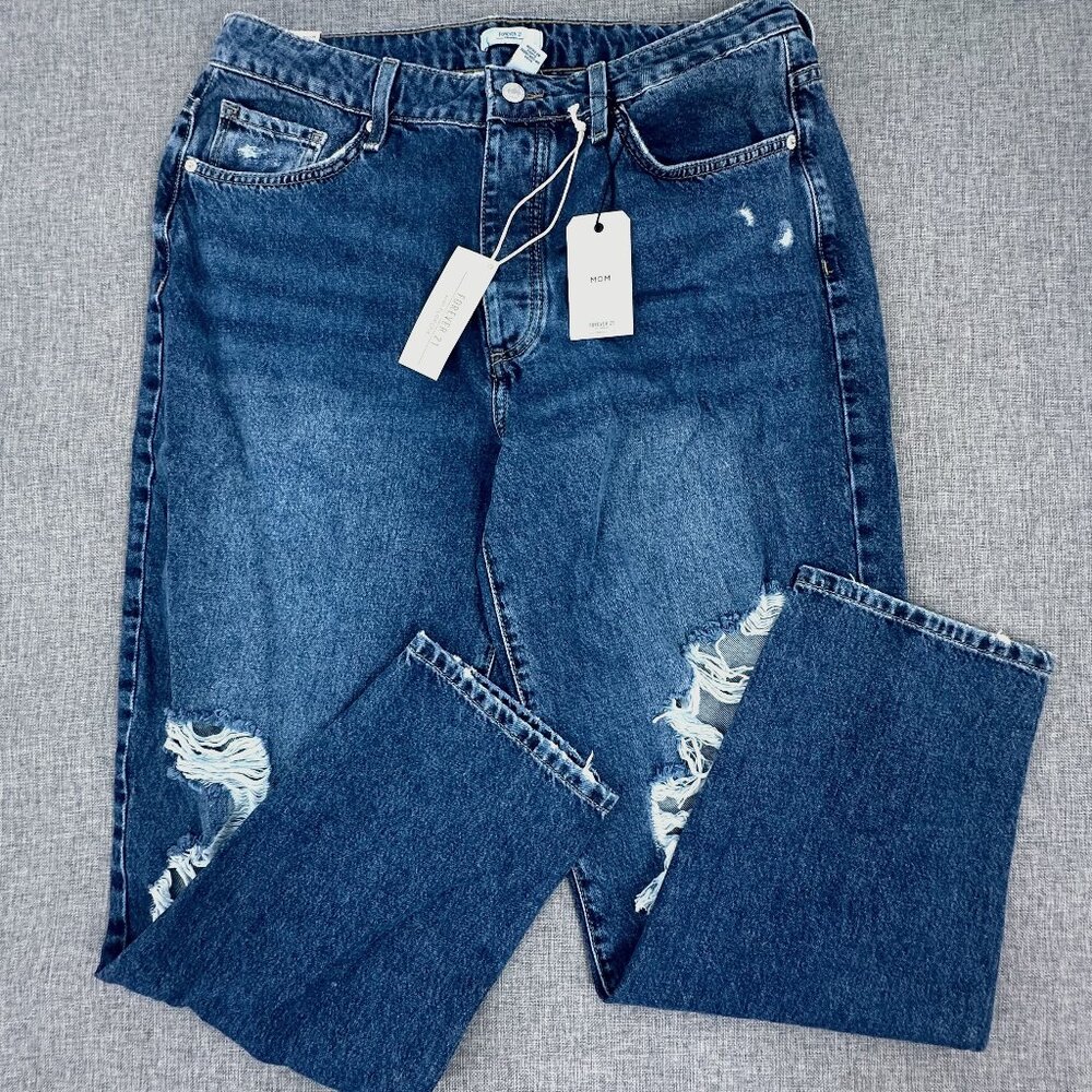 NEW! Forever 21 High Rise Denim Mom Jeans 31 Ripped Distressed Hidden Buttons